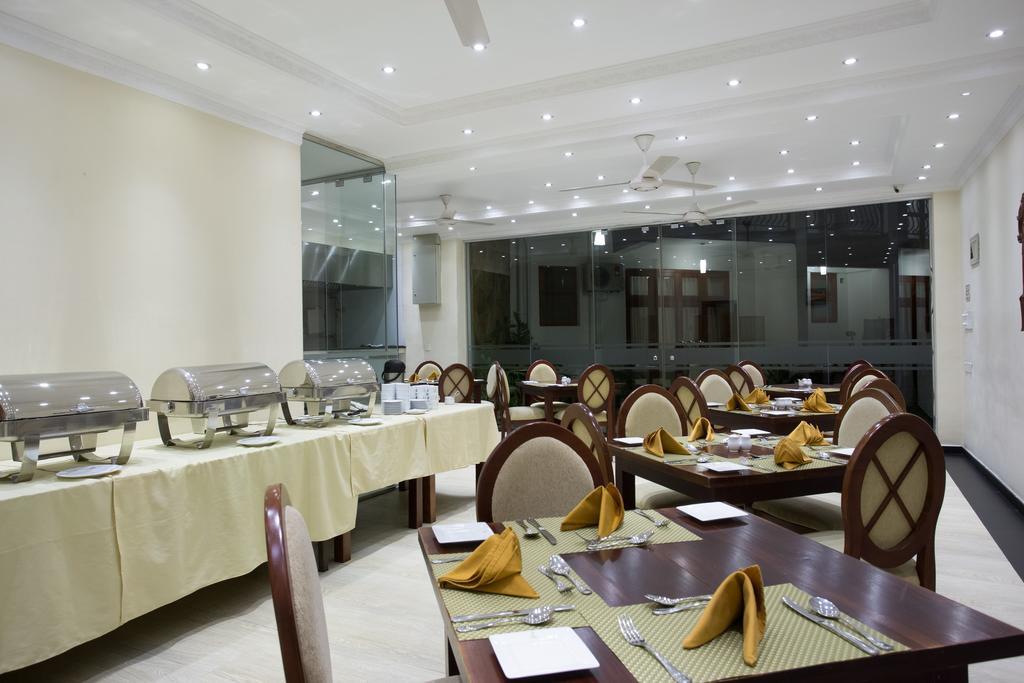 Serene Grand Villa Kandy Exterior foto